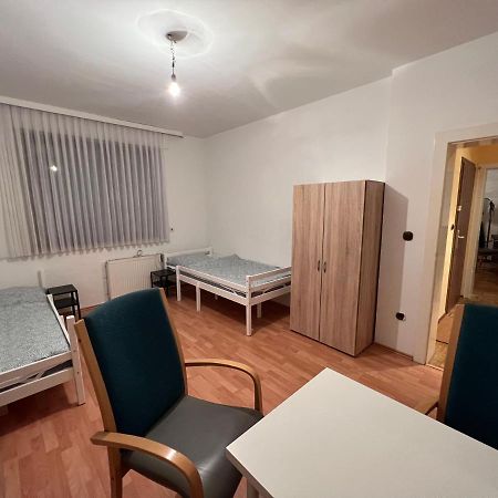 Duisburg Feelhome, Flughafen Nah,3-Schlafzimmer, Dusche Ebenerdig, Zentral, Wifi, Ground Floor Dış mekan fotoğraf
